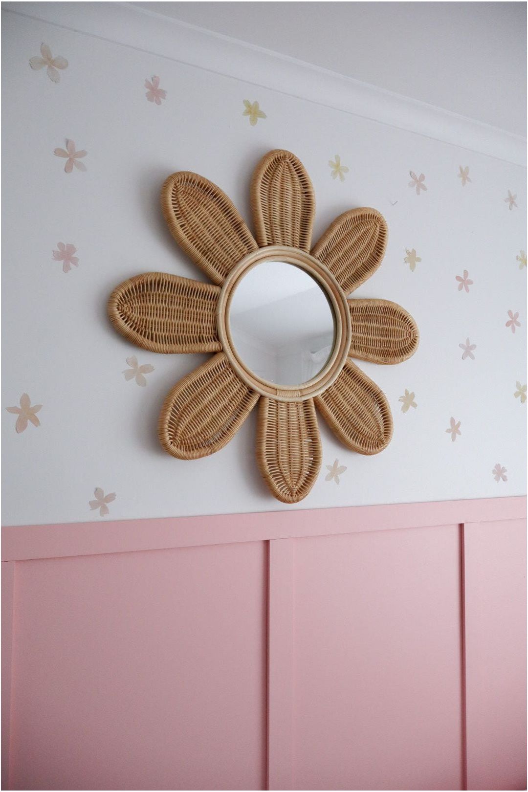 rattan flower mirror inkah