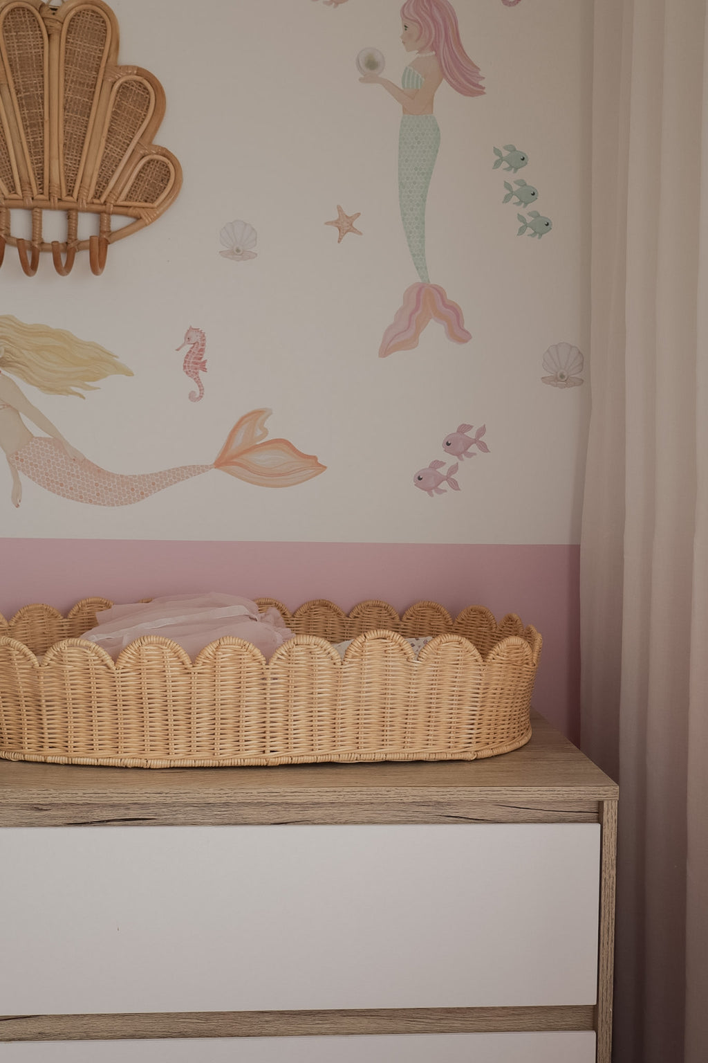 Scallop Rattan Change Basket