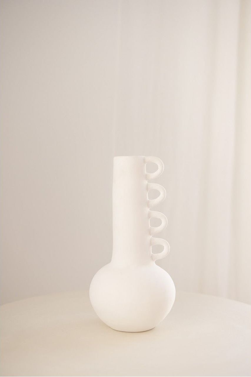 white ceramic vase