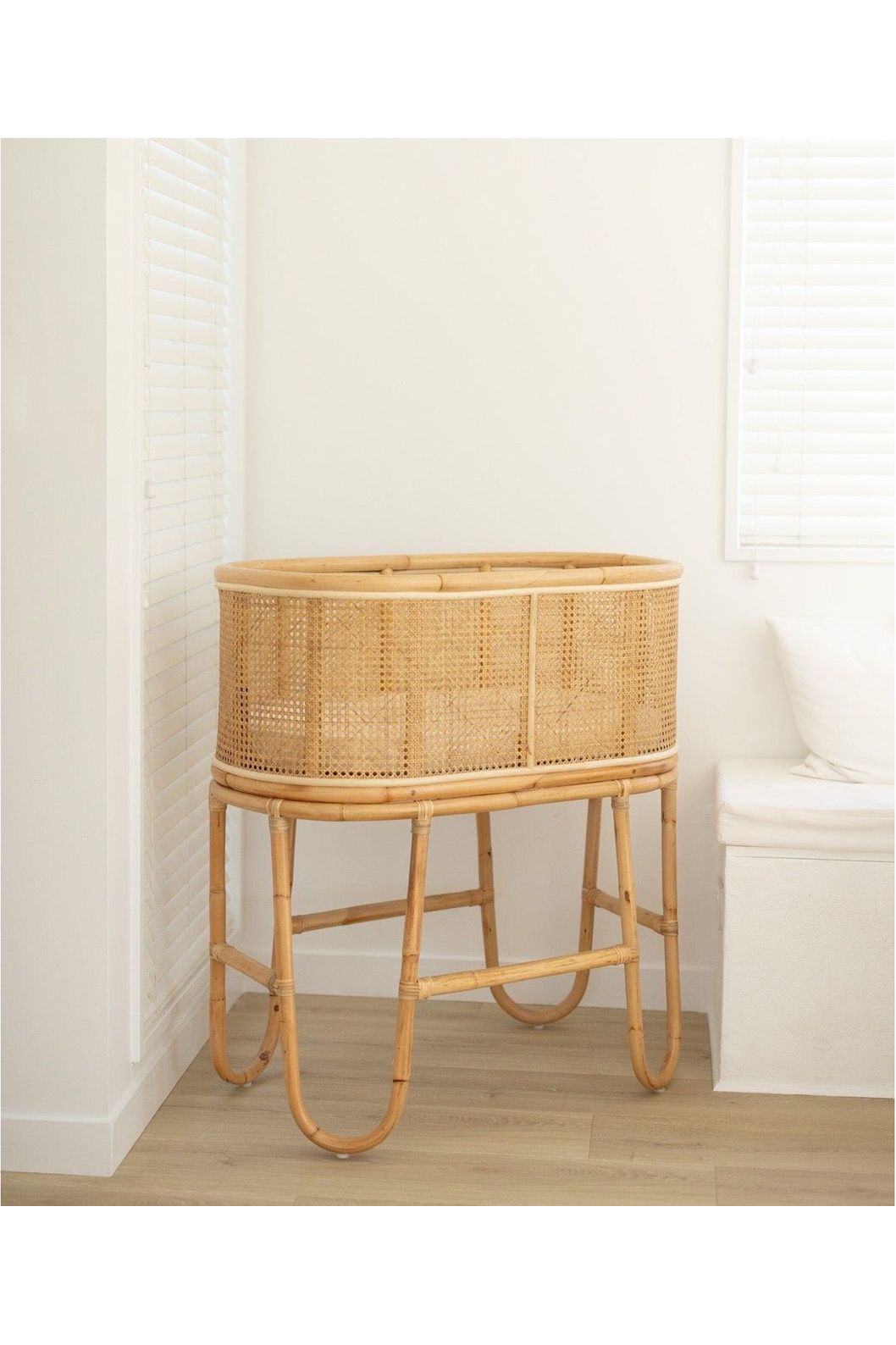 rattan bassinet inkah