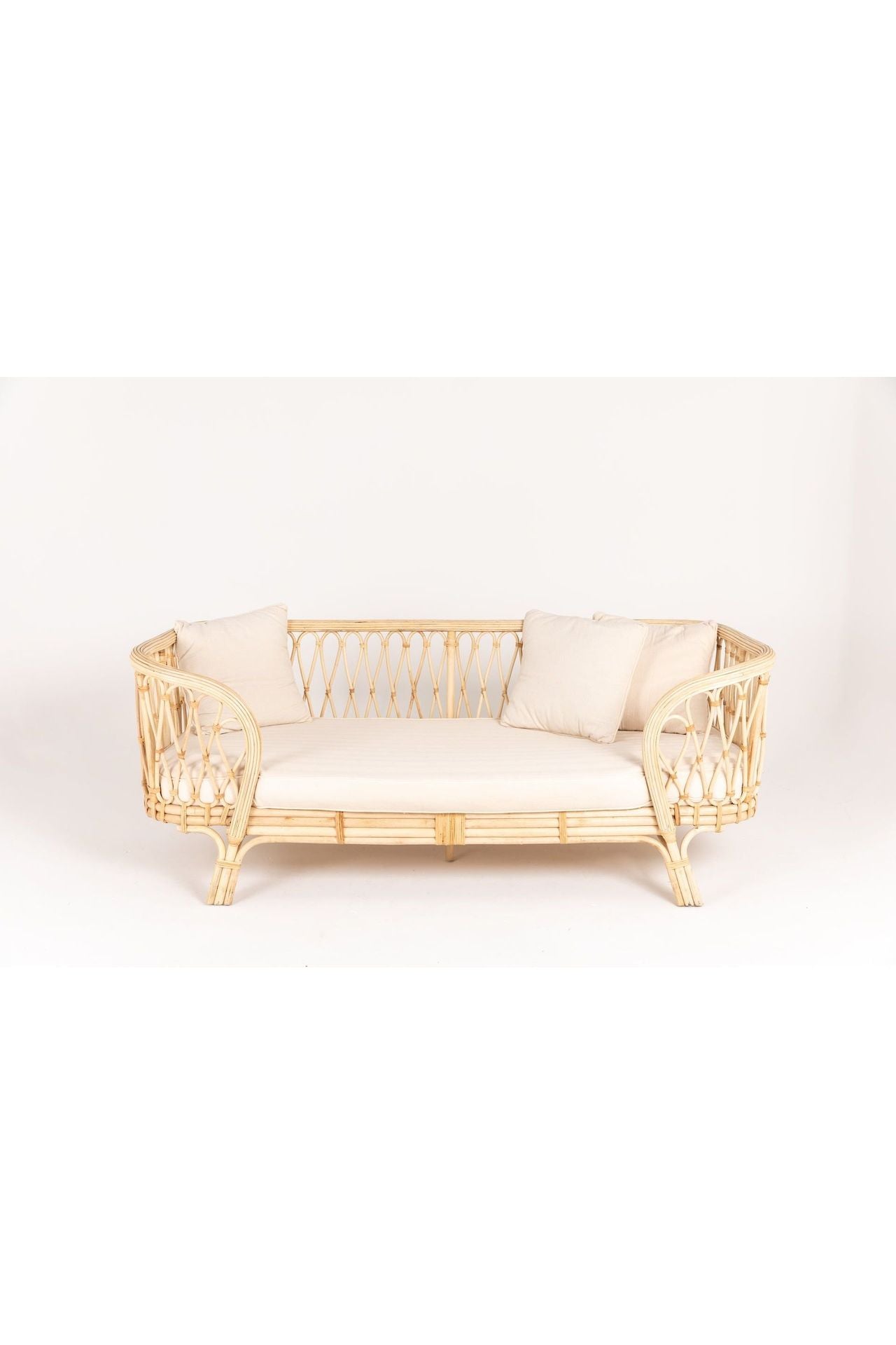 inkah rattan daybed