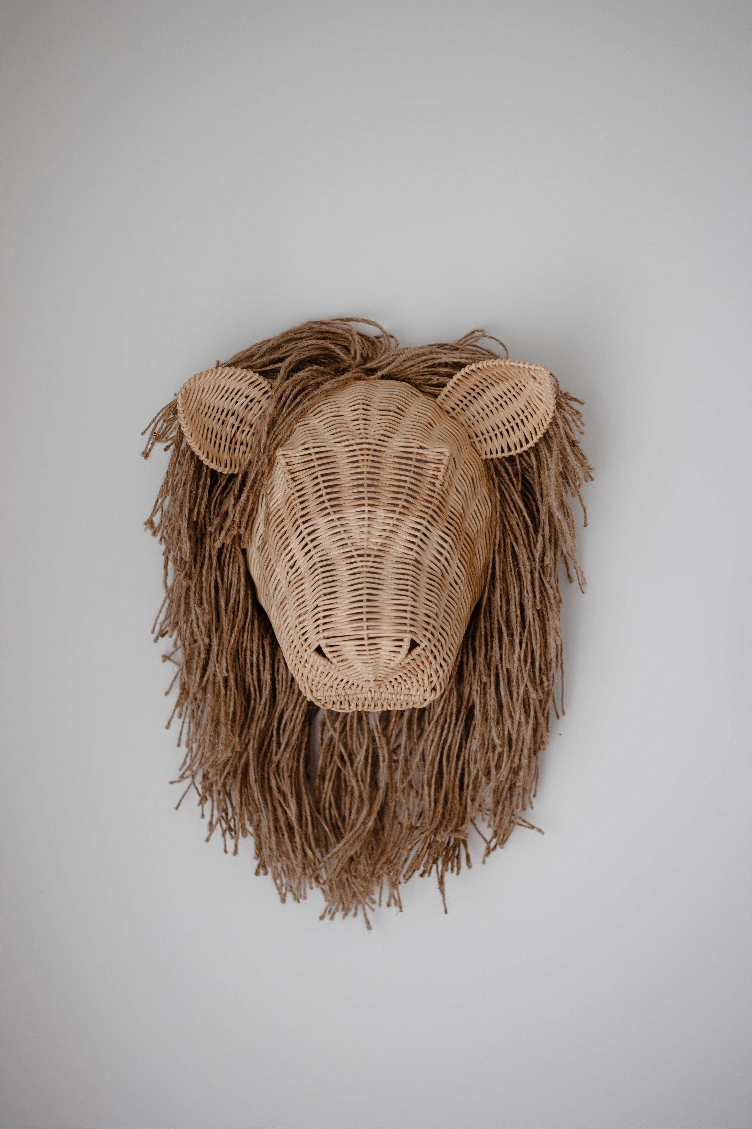inkah rattan lion wall hanging